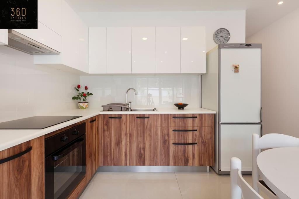 Comfy Apt With Terrace, 5 Mins To Sliema Ferries By 360 Estates Gzira Экстерьер фото