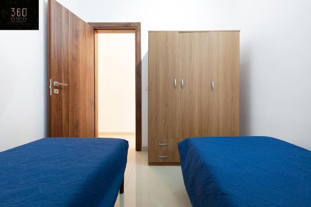 Comfy Apt With Terrace, 5 Mins To Sliema Ferries By 360 Estates Gzira Экстерьер фото